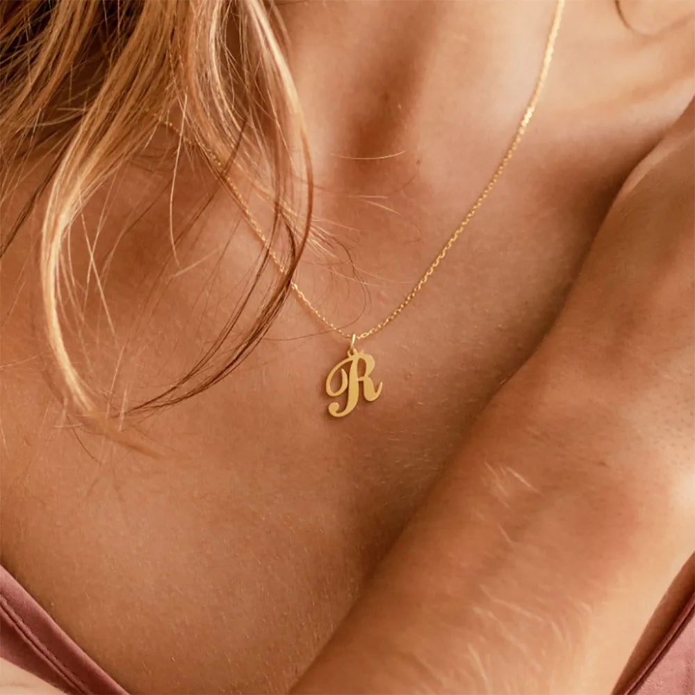 Women's initial pendant necklace r