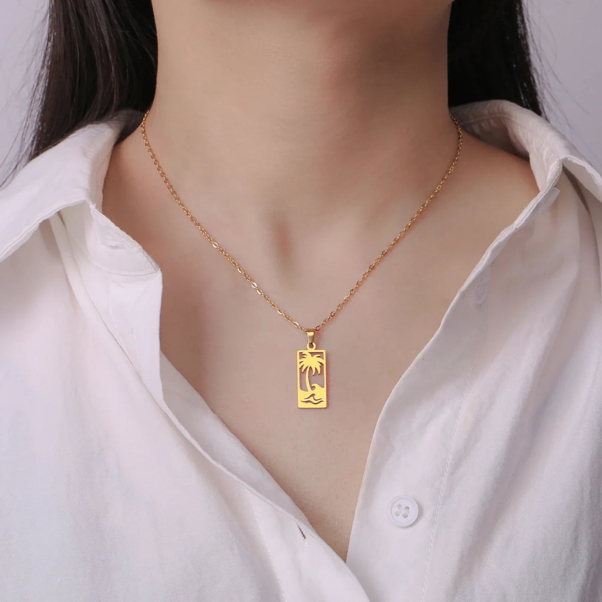 Palm Tree and Beach Wave Pendant Necklace in Gold
