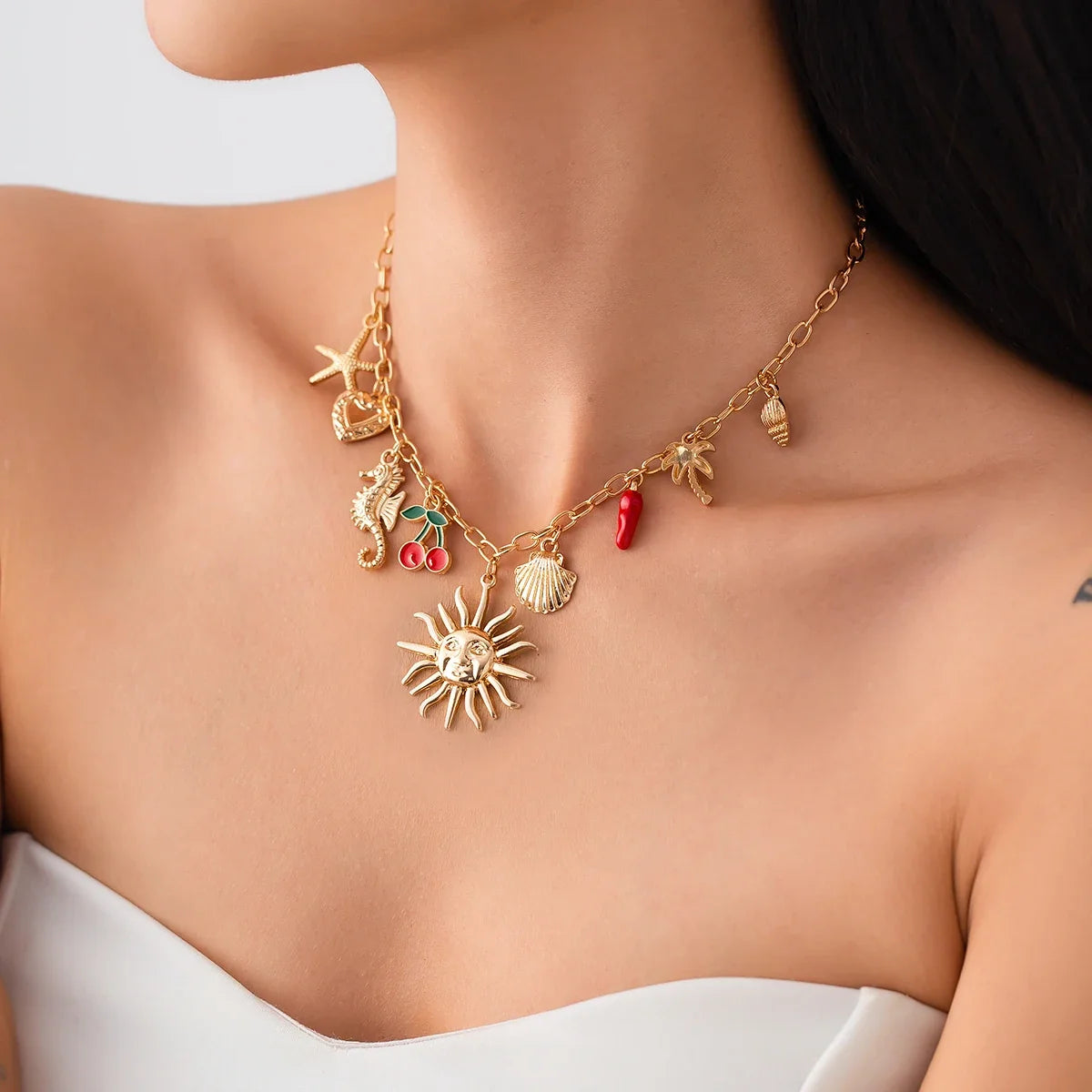 Necklace with Sun and Shell Pendant 1