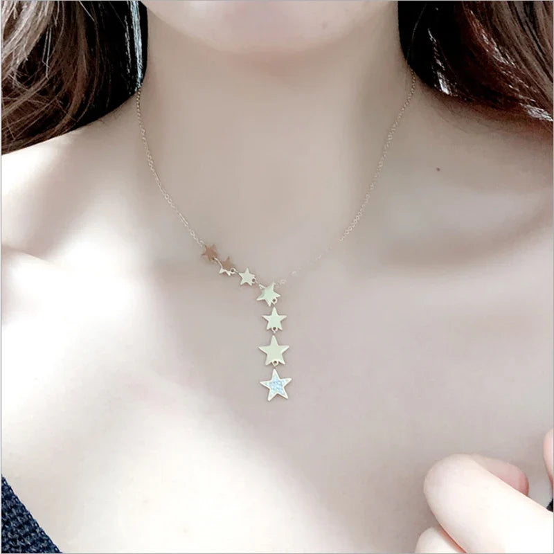 Collier Pendentif à Etoiles Multiples