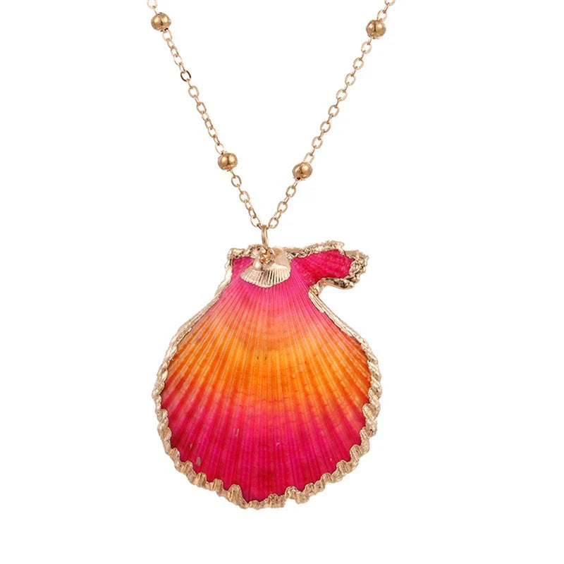 Pendant Necklace with Pretty Seashell Scallop Shell 1