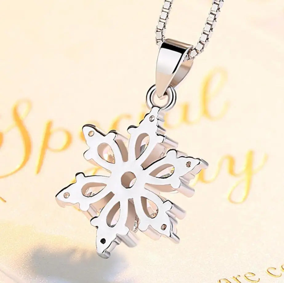 Women's Silver Winter Snowflake Pendant Necklace