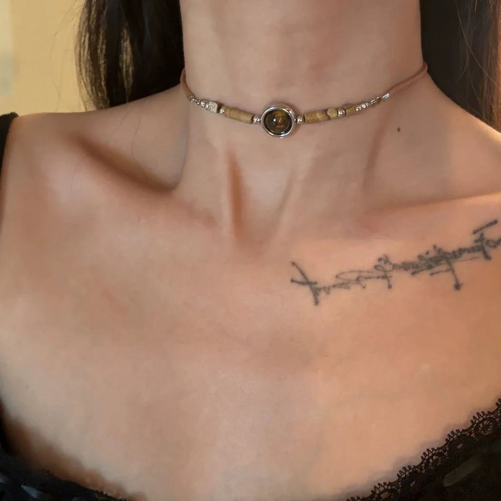 Collier Pendentif Ras de Cou Oeil de Tigre