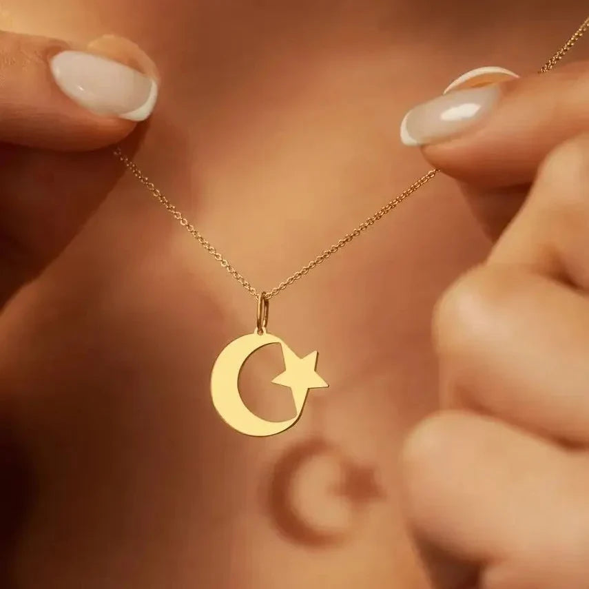 Women's necklace with symbolic Islamic crescent and star pendant in gold-tone Arabic style