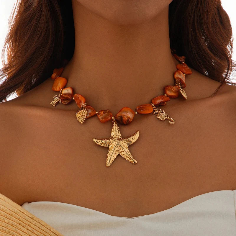 Collier Ras de Cou avec Pendentifs Coquillages Etoile de Mer orange
