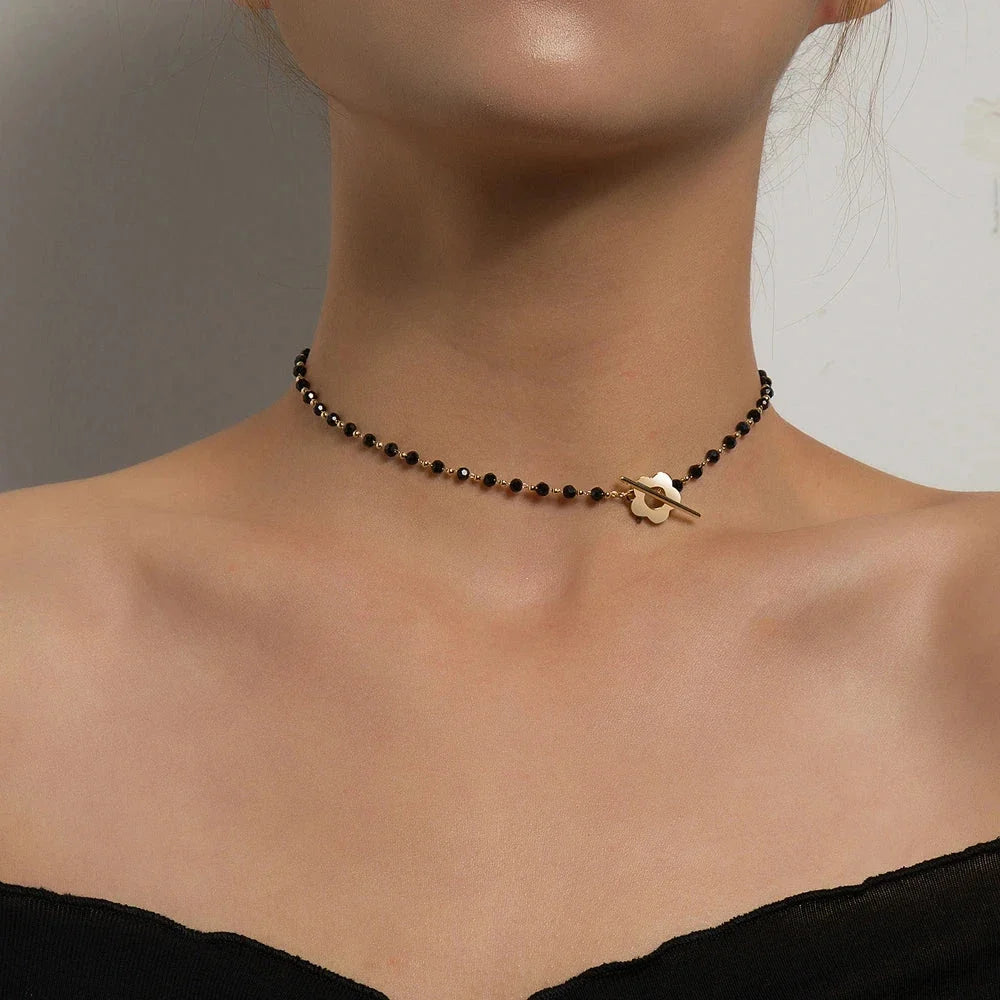 Floral Pendant Choker Necklace in Black and Gold