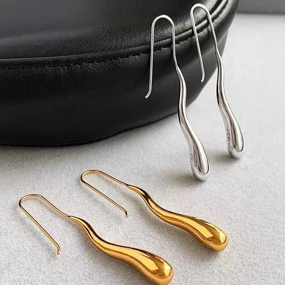 Elegant Fine Teardrop Drop Earrings silver